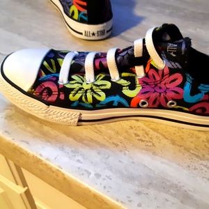 Converse size 4 us   36 uk